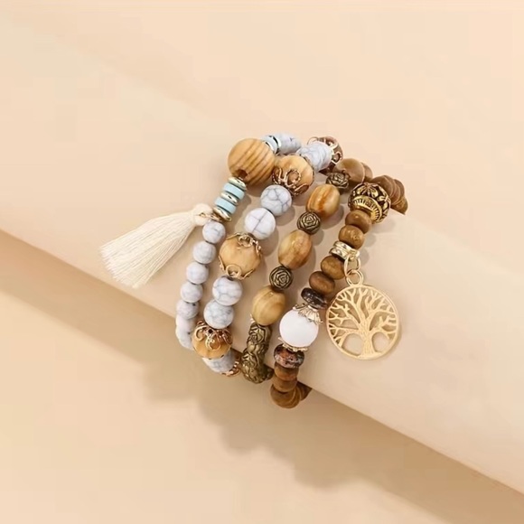 Creative Bohemian Bracelet Layered Beaded Stretch Bracelet - Picture 4 of 4